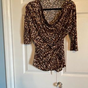 Worthington petite stretch blouse. Form fitting tunic.
